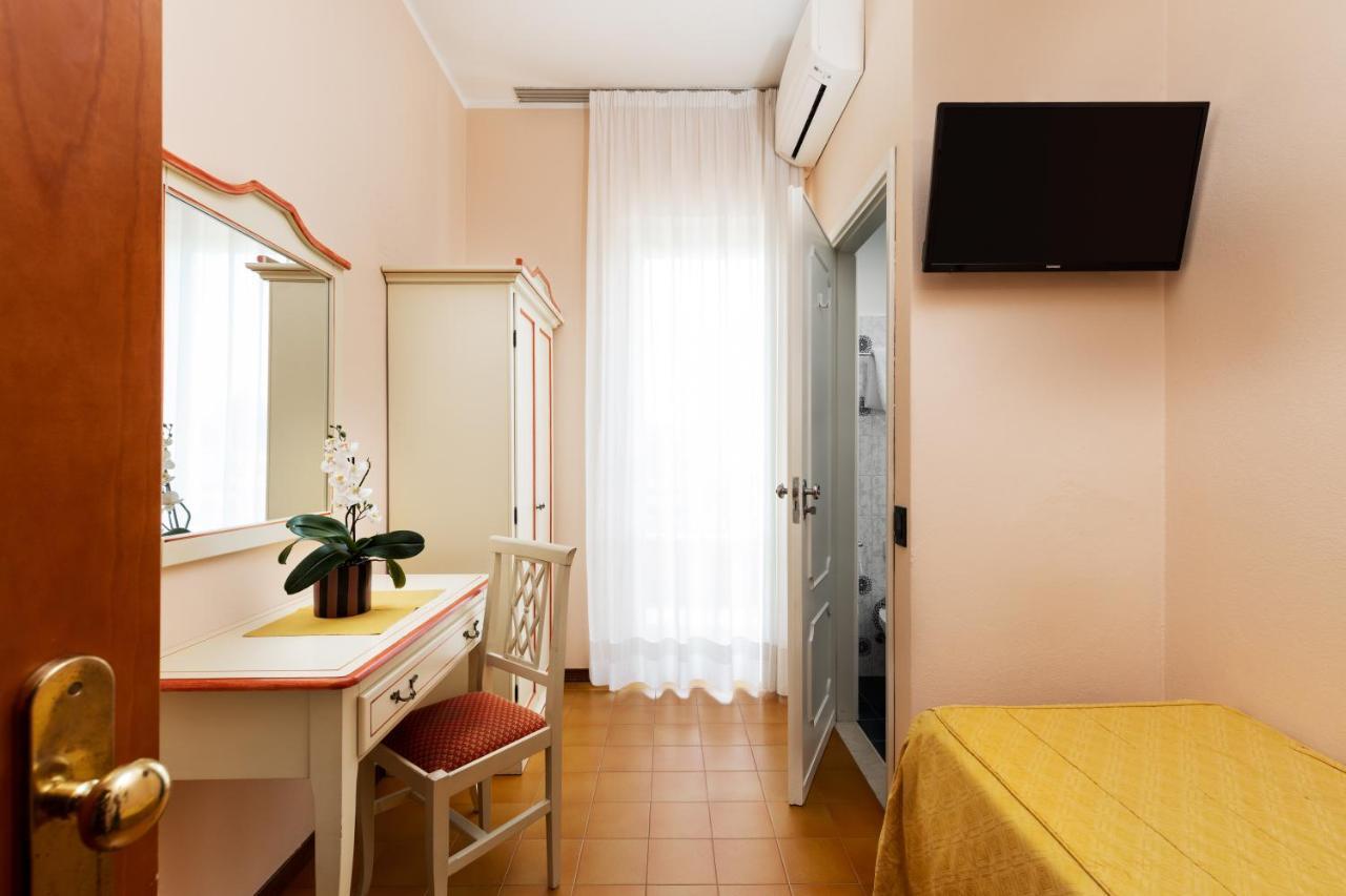 La Quiete Park Hotel マネルバ・デル・ガルダ エクステリア 写真
