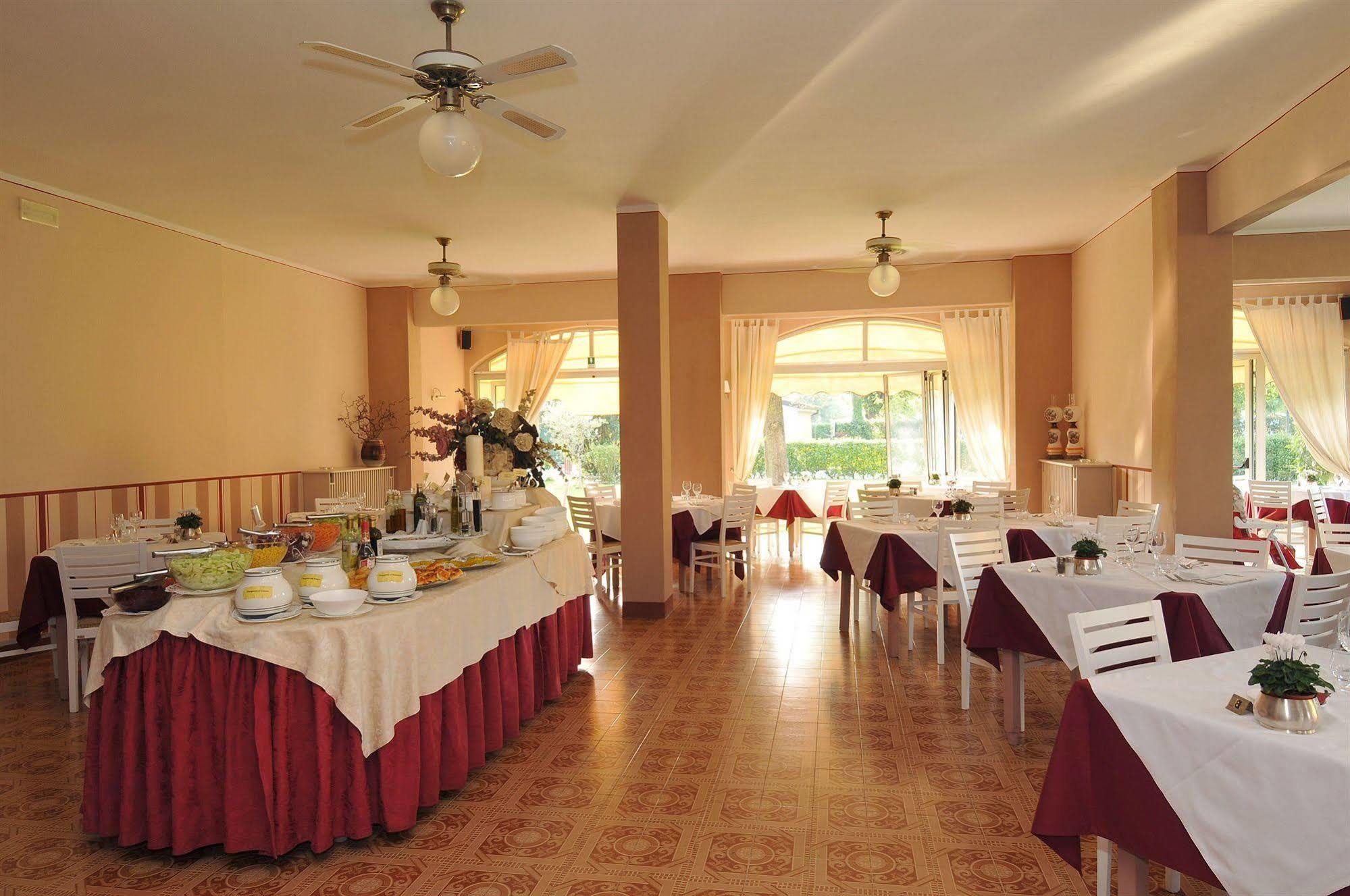 La Quiete Park Hotel マネルバ・デル・ガルダ エクステリア 写真