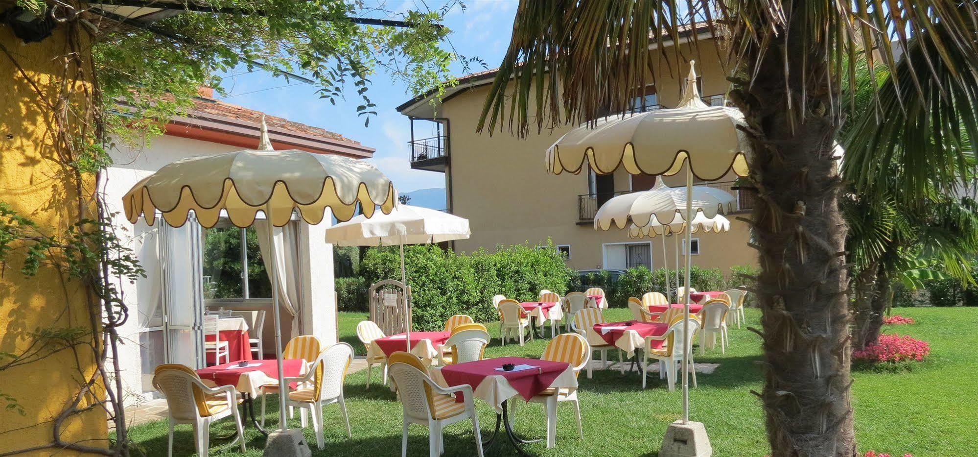 La Quiete Park Hotel マネルバ・デル・ガルダ エクステリア 写真